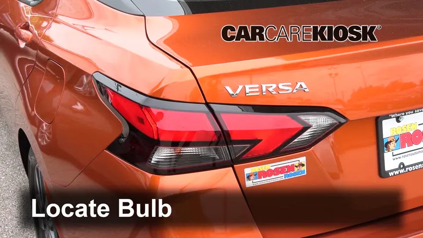 2020 Nissan Versa SV 1.6L 4 Cyl. Éclairage Feu clignotant arrière (remplacer l'ampoule)